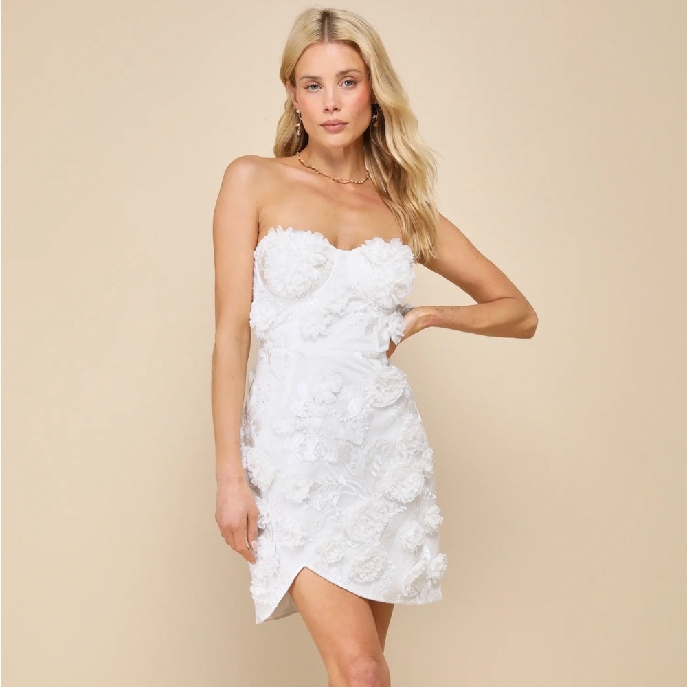 Lulu’s Blossoming Drama Ivory 3D Floral Strapless Bustier Mini Dress